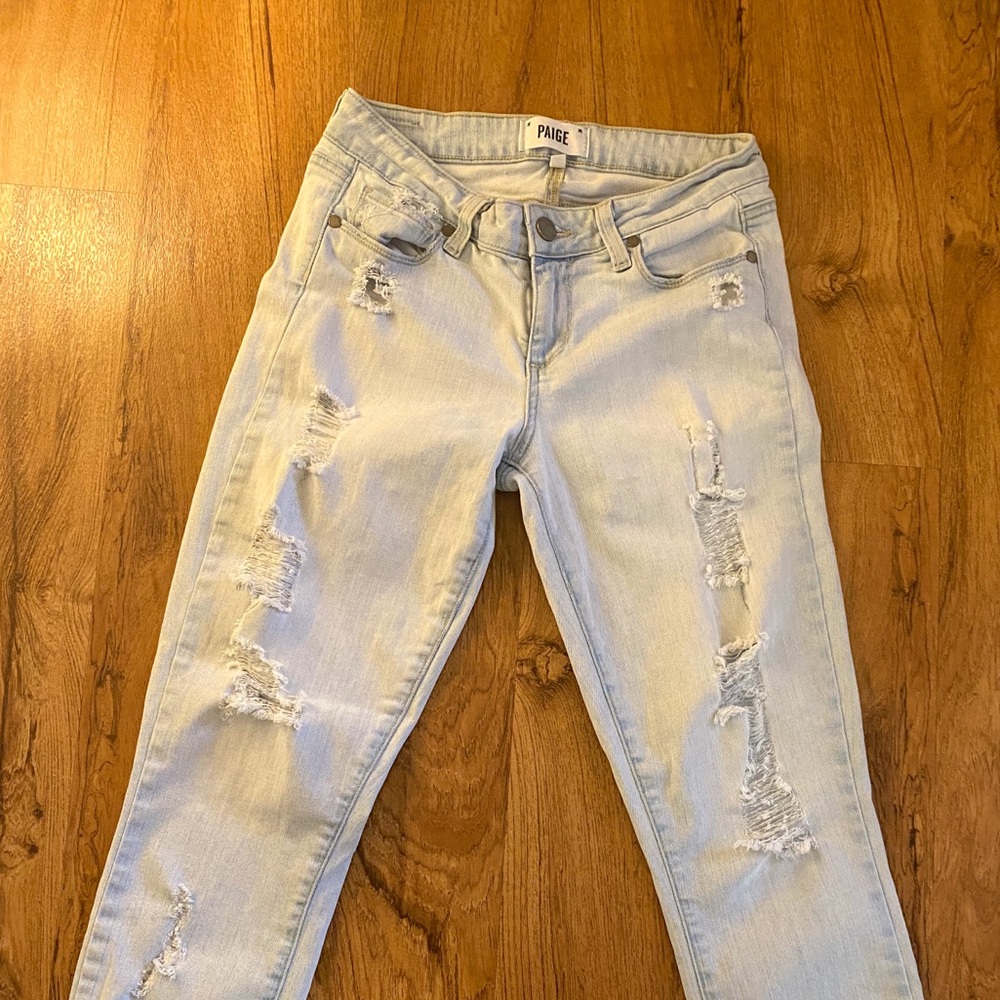 Paige Light Distressed Ankle Jeans size 26
